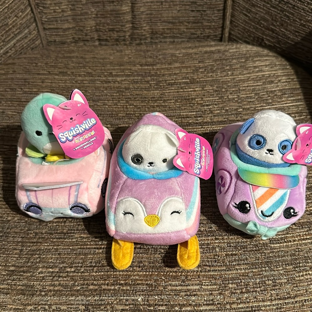 New Squishville 1 squishmallow & vehicle